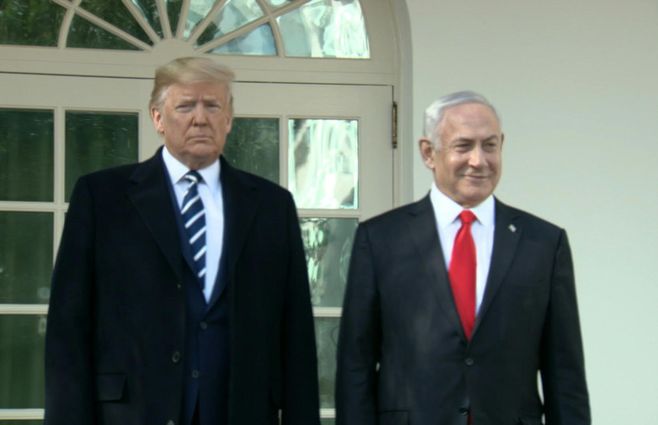 Trump presentó el plan junto a Netanyahu.