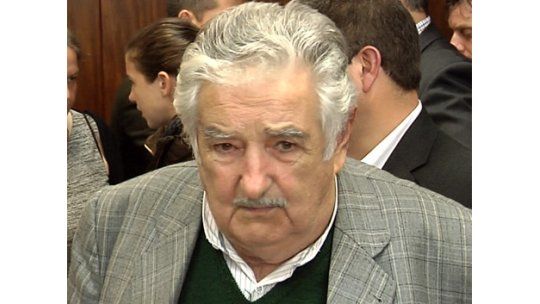 El presidente reconoció que se metió en la campaña electoral