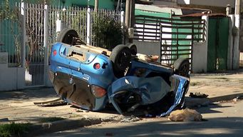 murio un hombre de 48 anos tras chocar su auto de frente con un omnibus en villa espanola