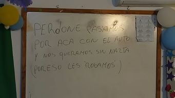 perdone: robaron en una escuela rural en tacuarembo y dejaron un mensaje en el pizarron