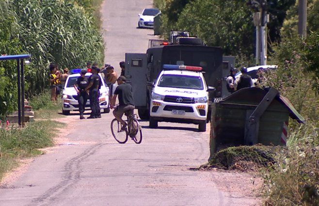 Foto: Subrayado. Operativo policial del miércoles en Los Bulevares.