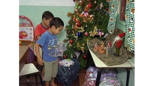 Niños del INAU recibieron la visita de Papa Noel