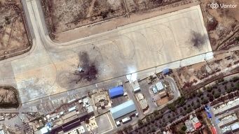 un muerto en bombardeo de eeuu e israel cerca de planta nuclear irani de bushehr