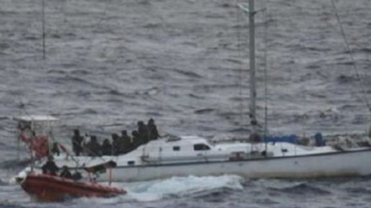 Armada uruguaya colaboró en operativo que incautó más de 1000 kilos de droga en Madagascar