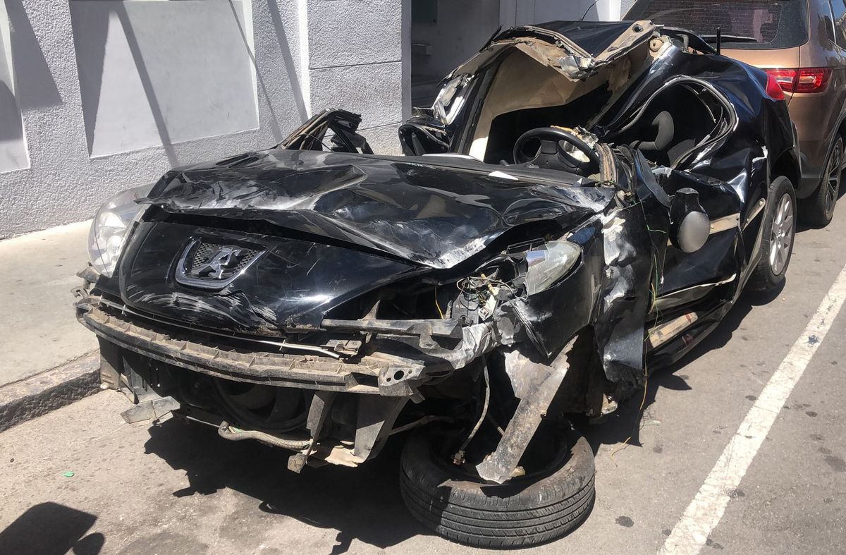 Foto: Emiliano Gutiérrez, Subrayado. El vehículo que protagonizó el siniestro de tránsito.