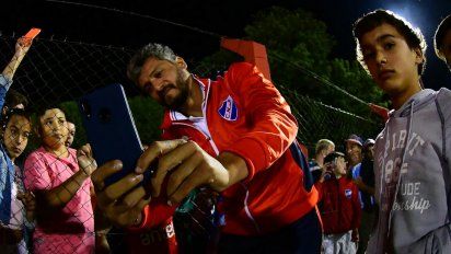Gustavo Munúa, técnico e ídolo de Nacional.
