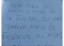 Famosos escribieron mensajes para Teletón con su mano no hábil