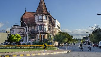 delincuentes hackearon whatsapp del hotel colon de piriapolis que era utilizado para reservas