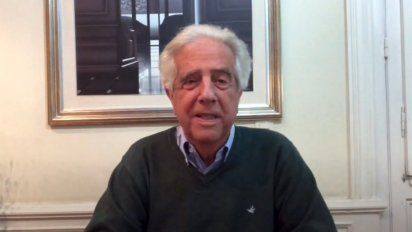 Tabaré Vázquez en su casa del Prado, en una charla con militantes del FA vía internet, en octubre de este año.