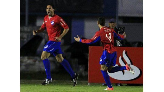 Nacional ganó en Ecuador y se afirma en la Sudamericana