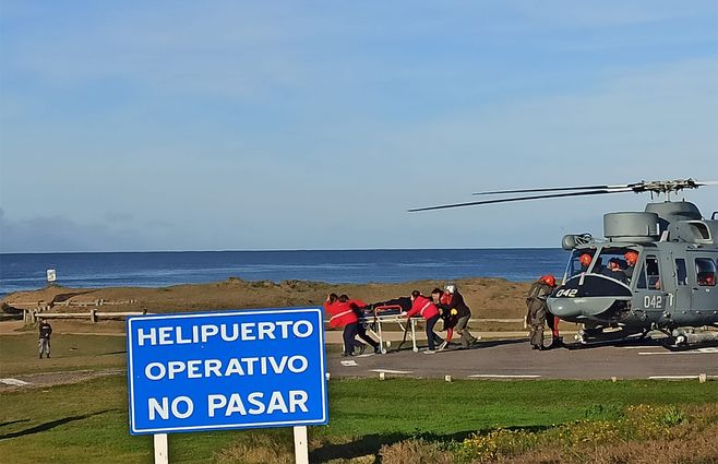evacuacion-pesquero-apuñalado-foto-armada-nacional