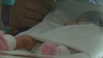 parlamento aprobo extension de licencias de padres de prematuros o bebes con comorbilidades