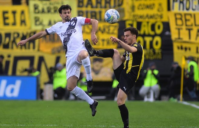 peñarol danubio 28 agosto 2022 foco uy dante fernandez (10).jpeg