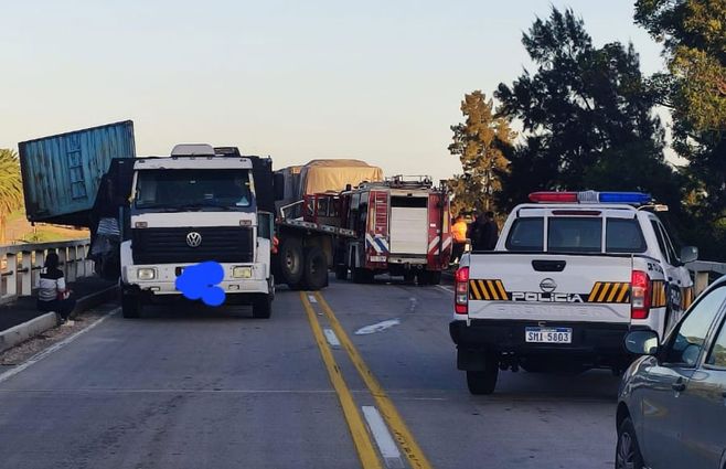 accidente-puente-arroyo-solís-caminera-foto-nueva.jpg