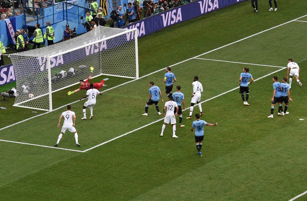 gol-francia-ante-uruguay-AFP.jpg