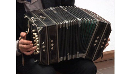 La Intendencia brinda cursos gratuitos de bandoneón