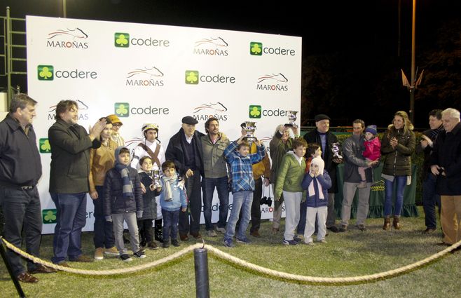 chimango turf (3).jpg