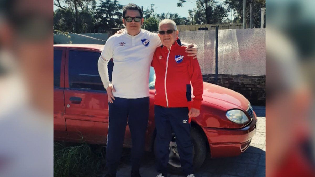 Agustín, el joven médico que salvó la vida de un anciano en la tribuna del Gran Parque Central