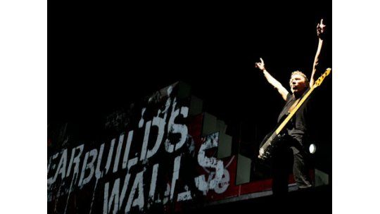 Roger Waters inició ayer una serie de 9 shows en Argentina