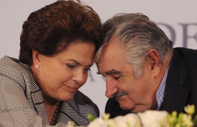 Dilma Rousseff y José Mujica en mayo de 2011. Foto: archivo AFP.