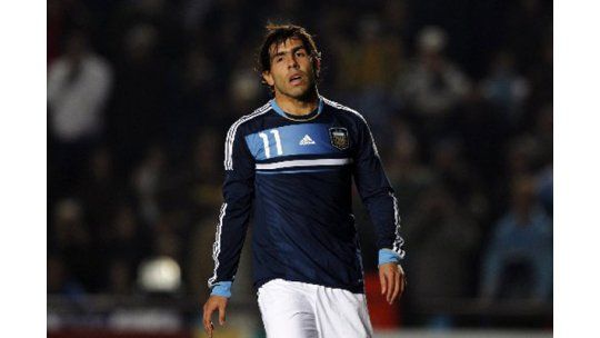Tevez erró el penal contra Uruguay y engordó seis kilos