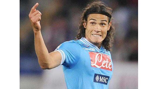 “Cavani, la reencarnación de Maradona en Nápoles”