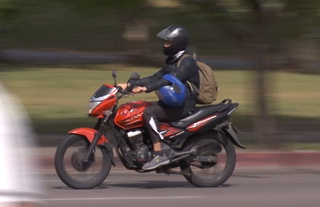 conductor-moto-calle