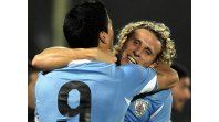 Paraguay lo empató en la hora; Forlán ya es histórico