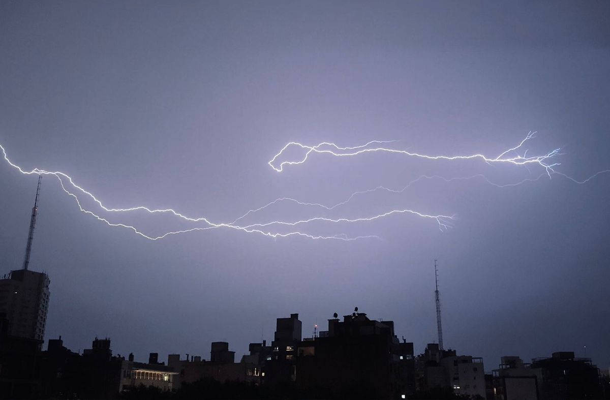 Tormentas y lluvias para lunes y martes: "En algunos lugares pueden ser importantes", dijo Nubel Cisneros y advirtió por "salida de cauces"