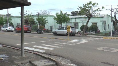 un hombre murio tras recibir una punalada; cayo herido frente a una escuela