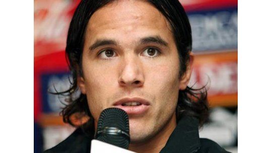 Tabárez paró el equipo con “Tata” González como titular