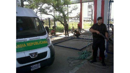 Fuga del Comcar: armas utilizadas eran de la Policía
