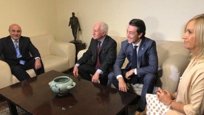 sartori presento su precandidatura a la presidencia en la casa del partido nacional