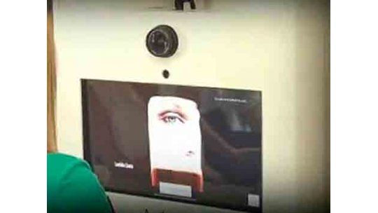 Maquillaje por computadora, una innovación de jóvenes uruguayas