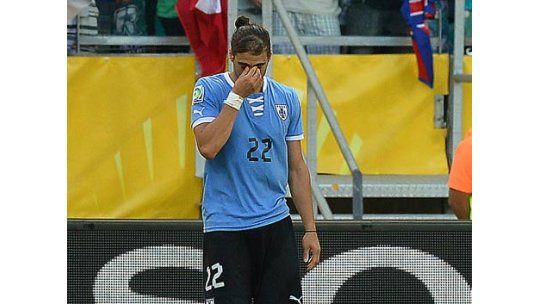 Cáceres y Hernández lesionados en previa de amistoso con Austria