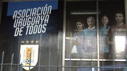 nueve equipos deben mas de 50 millones de dolares al bps