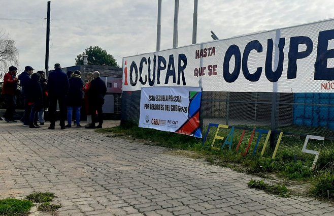 Foto: Subrayado. Ocupación en la mañana de este jueves en la UTU de Cruz de Carrasco.