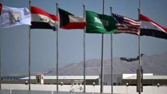 Avión militar de Estados Unidos llega a territorio egipcio. Foto: AFP, 11 de octubre.