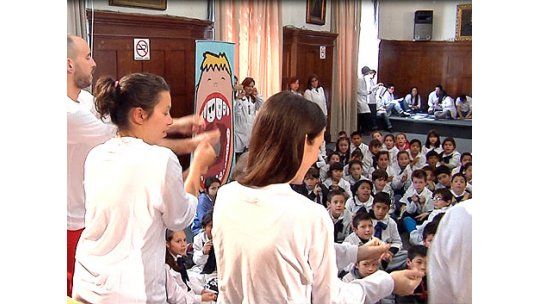 Programa de salud bucal alcanzó asistencia a 60.000 niños