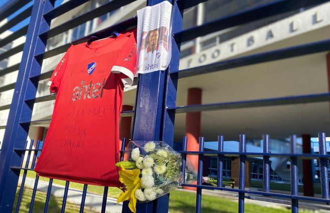 Sede de Nacional, miércoles 28 de agosto. Foto: Marcelo Auyanet, Subrayado.