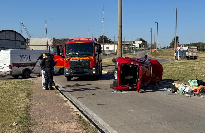 Foto: Emiliano Gutiérrez, Subrayado. Choque en ruta 5.