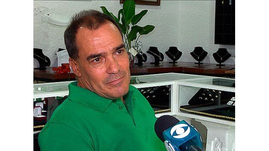 Vitette reconoce que en su joyería usó parte del dinero robado