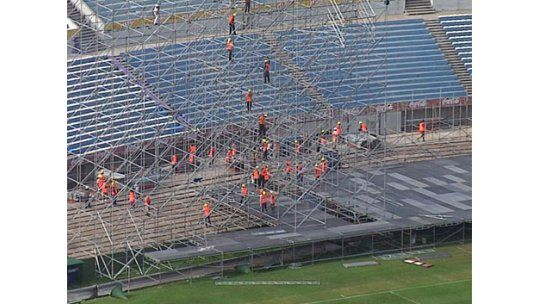 El escenario y las instalaciones para Paul están casi listas