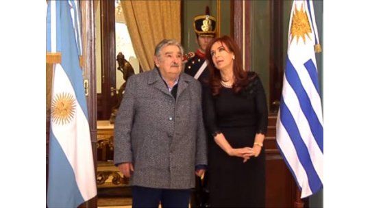 Mujica dijo que Argentina no está sólida