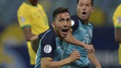 Mena convierte el empate de Ecuador y firma el pasaporte a cuartos de final para Ecuador