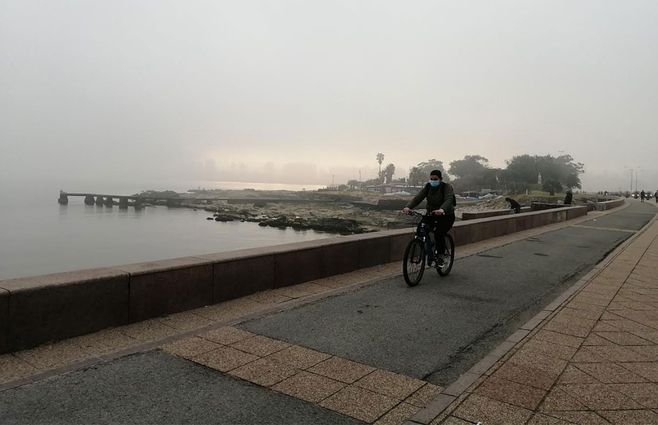 rambla-niebla-neblina-tiempo.jpg