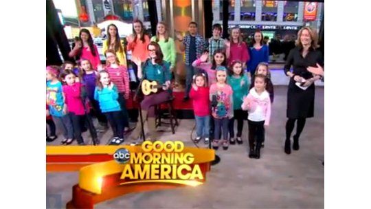 Cantaron los niños sobrevivientes de la matanza de Connecticut