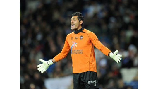 Munúa, Carlos Diogo y Stuani citados por partidos arreglado