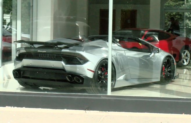 lamborghini-gonzalo-aguiar.jpg