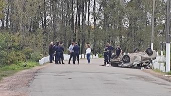 Niño de 8 años falleció tras volcar el auto en el que iba con su padre, que quedó detenido y deberá declarar el miércoles Niño de 8 años falleció tras volcar el auto en el que iba con su padre, que quedó detenido y deberá declarar el miércoles